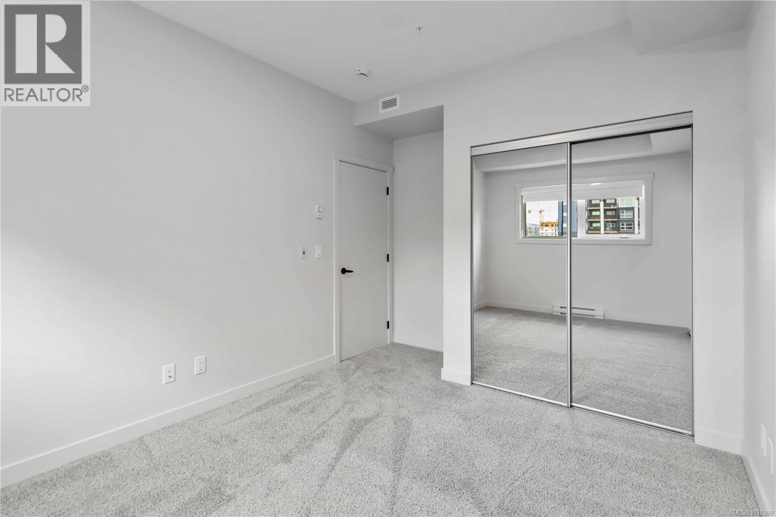 #206 2469 Gateway Rd - 19