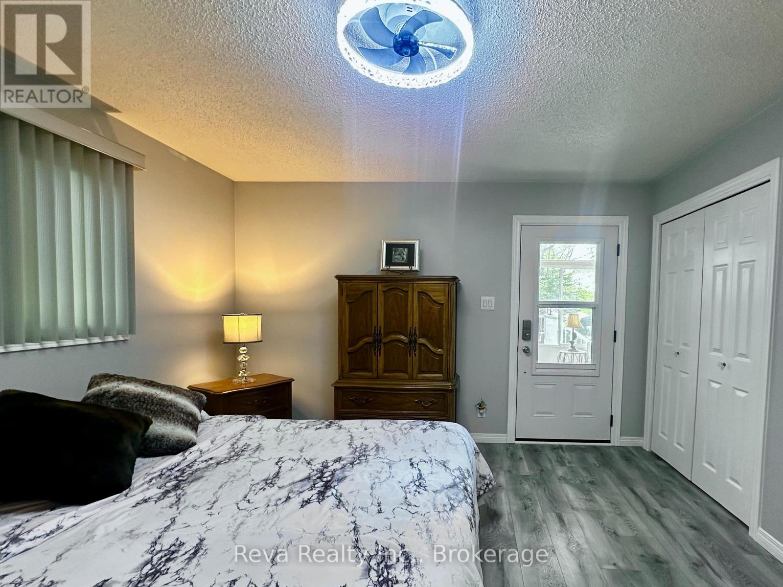 11 RIDGE ROAD - 13