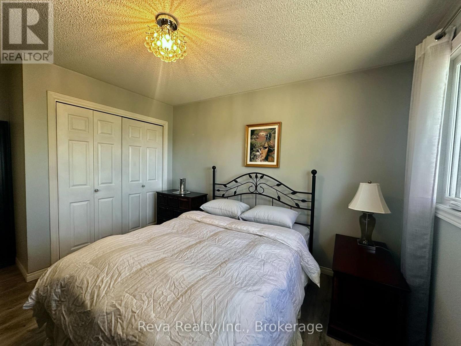 11 RIDGE ROAD - 23