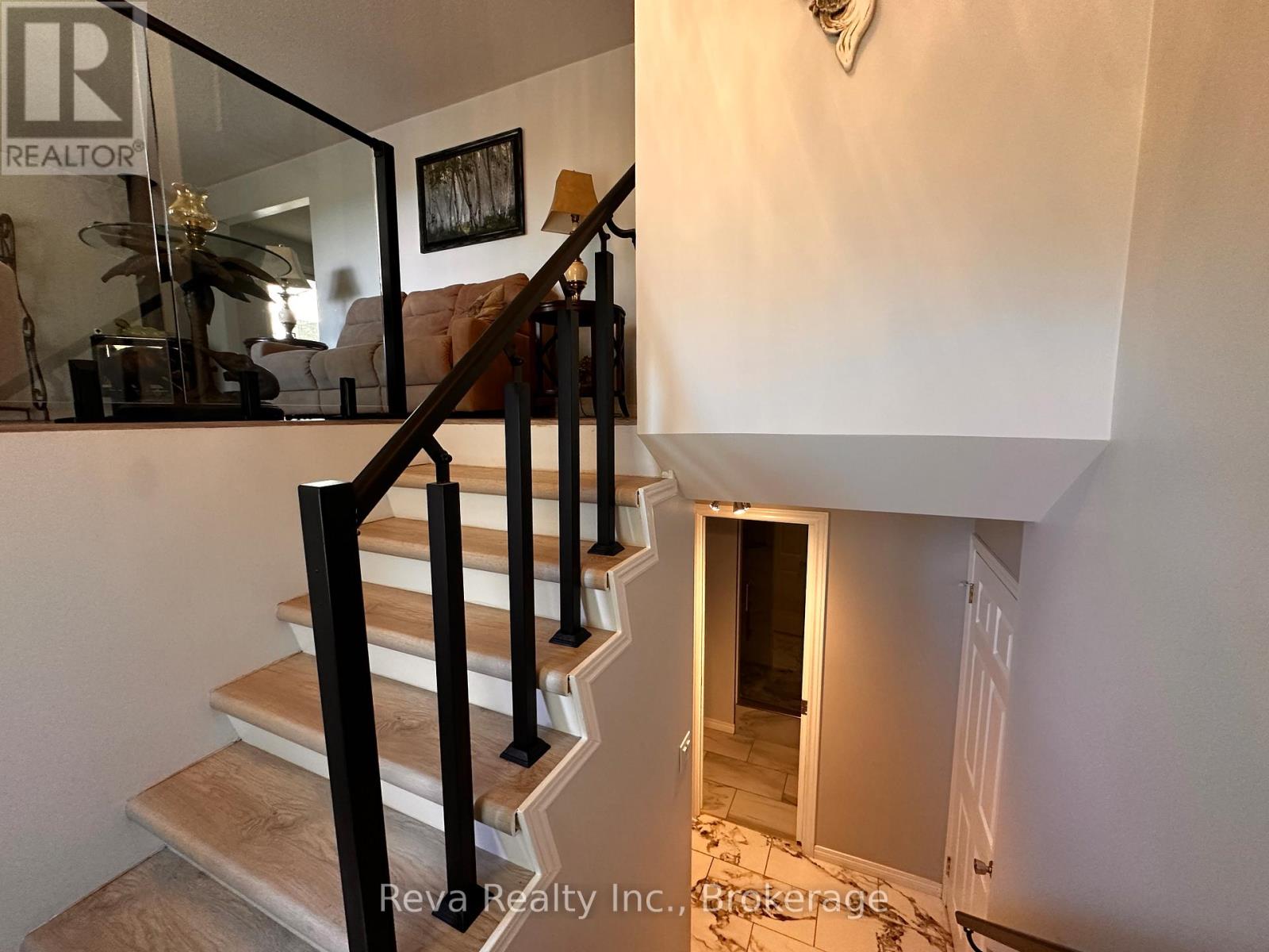 11 RIDGE ROAD - 26