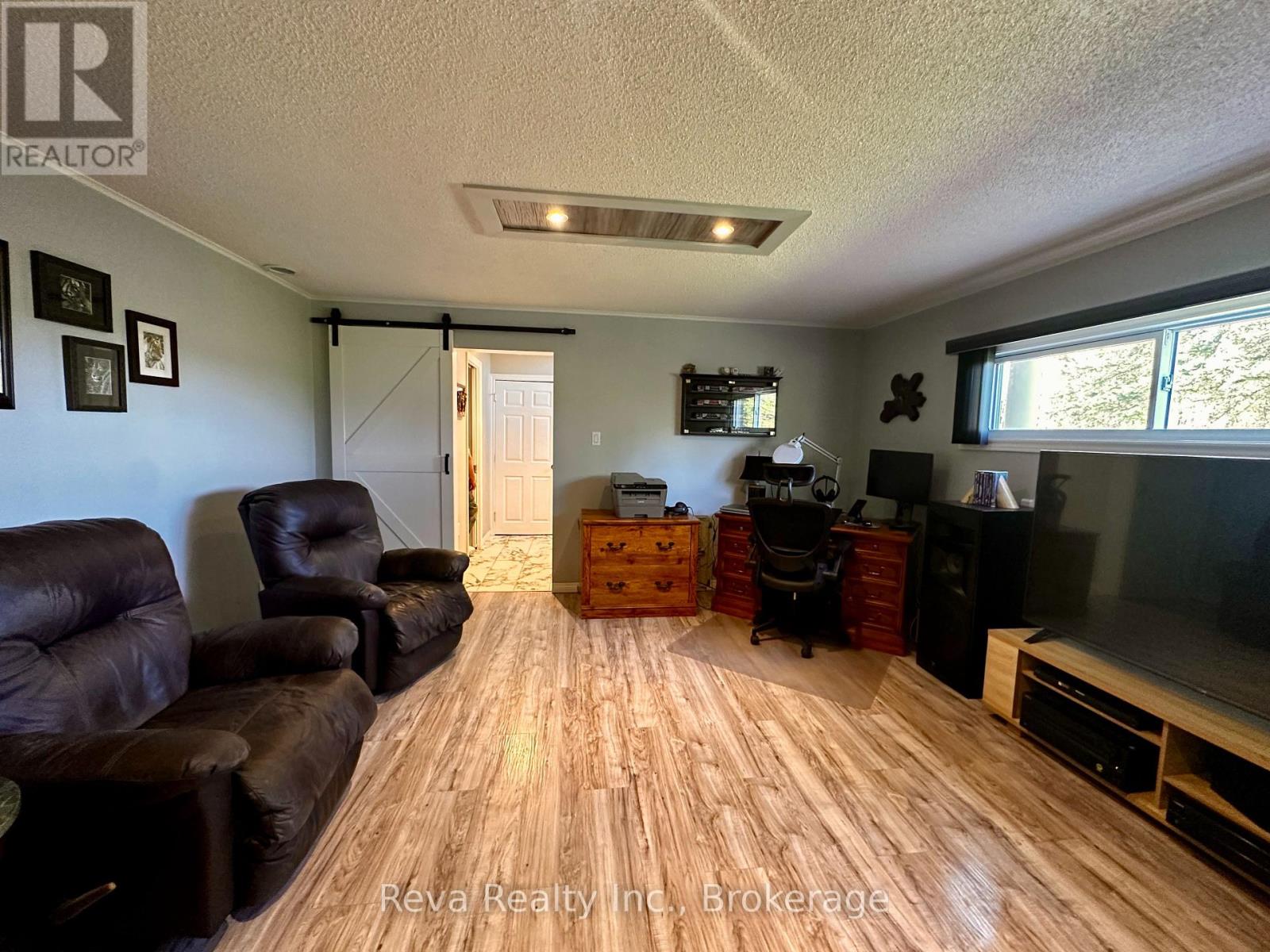 11 RIDGE ROAD - 28
