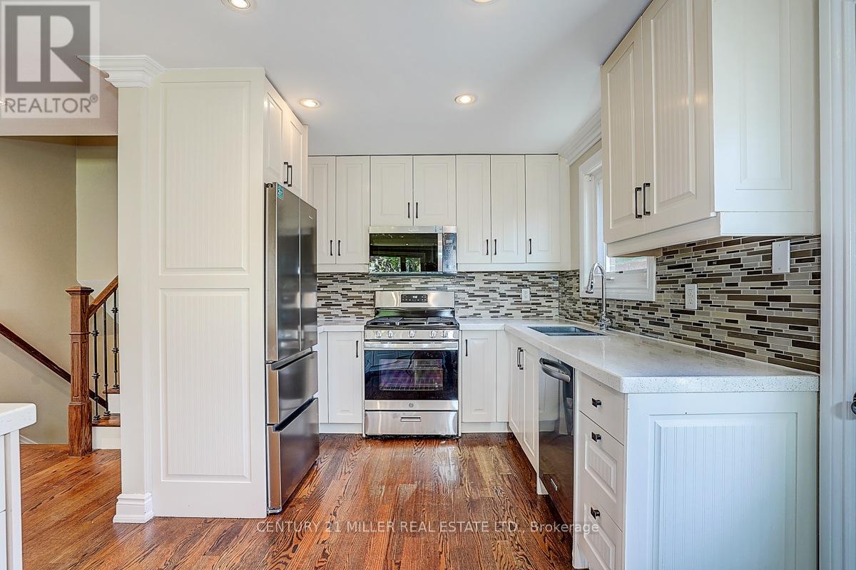 37 DALLINGTON DRIVE - 19