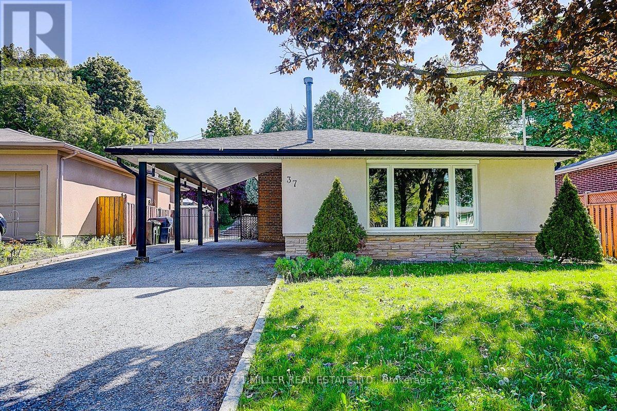 37 DALLINGTON DRIVE - 2