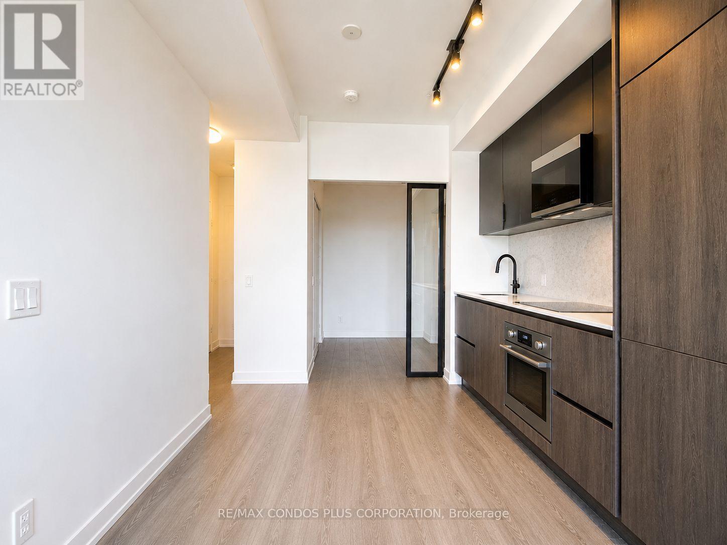 #3701 108 PETER STREET - 8