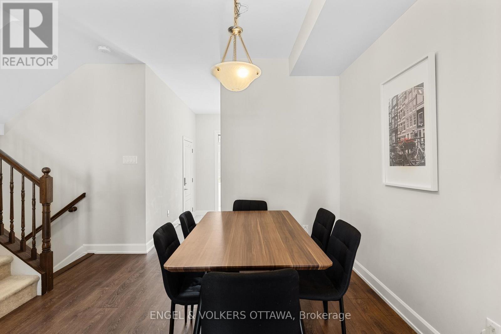 205 GEYSER PLACE - 8