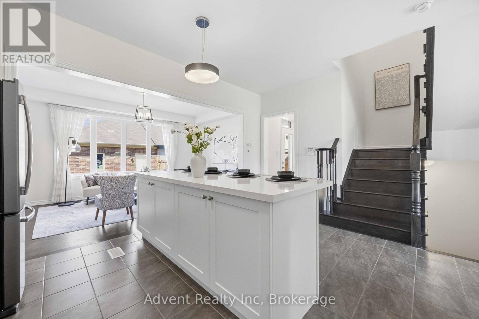 62 DEMOTT AVENUE - 10