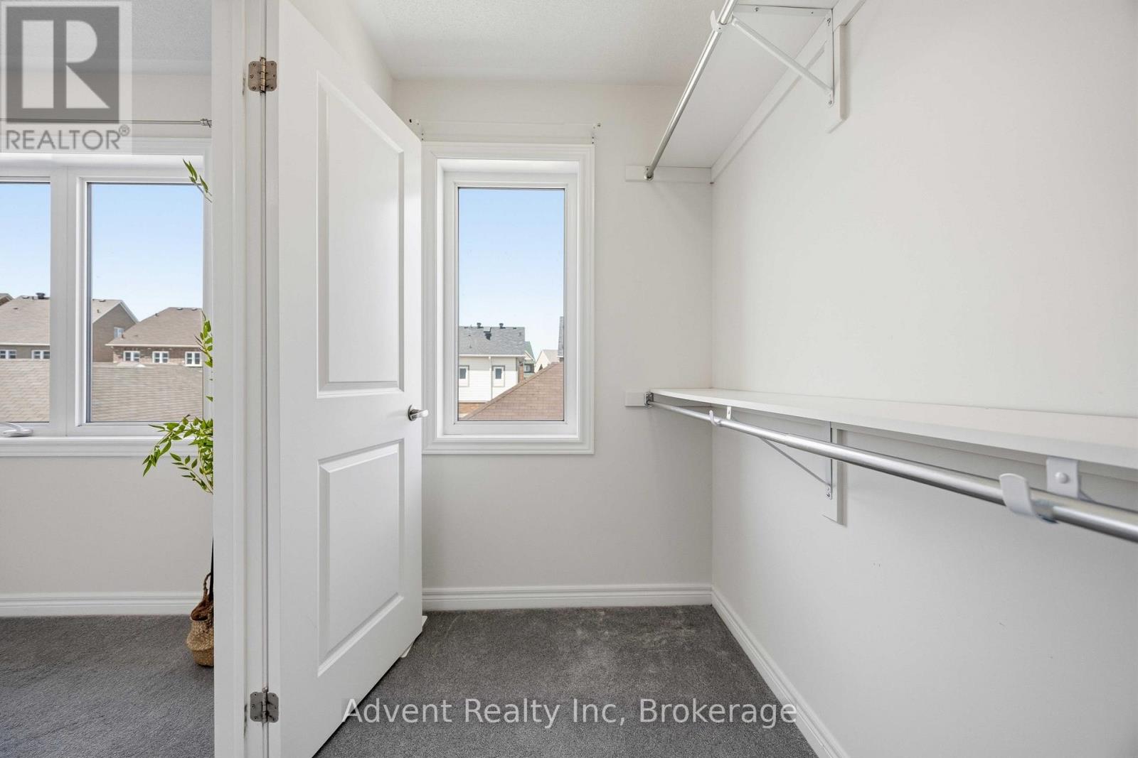 62 DEMOTT AVENUE - 24