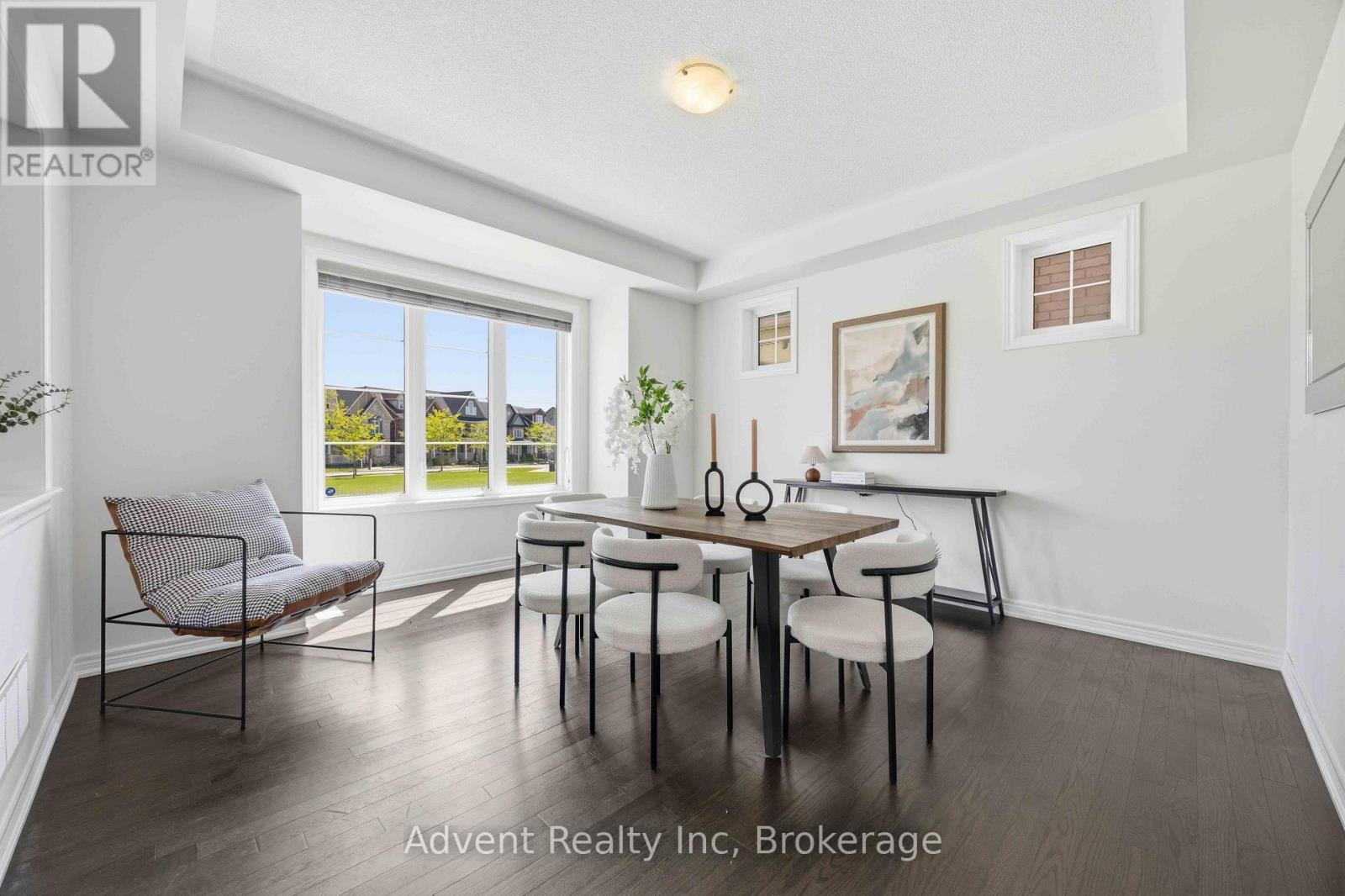 62 DEMOTT AVENUE - 3