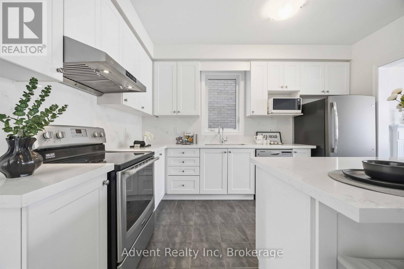 62 DEMOTT AVENUE - 8