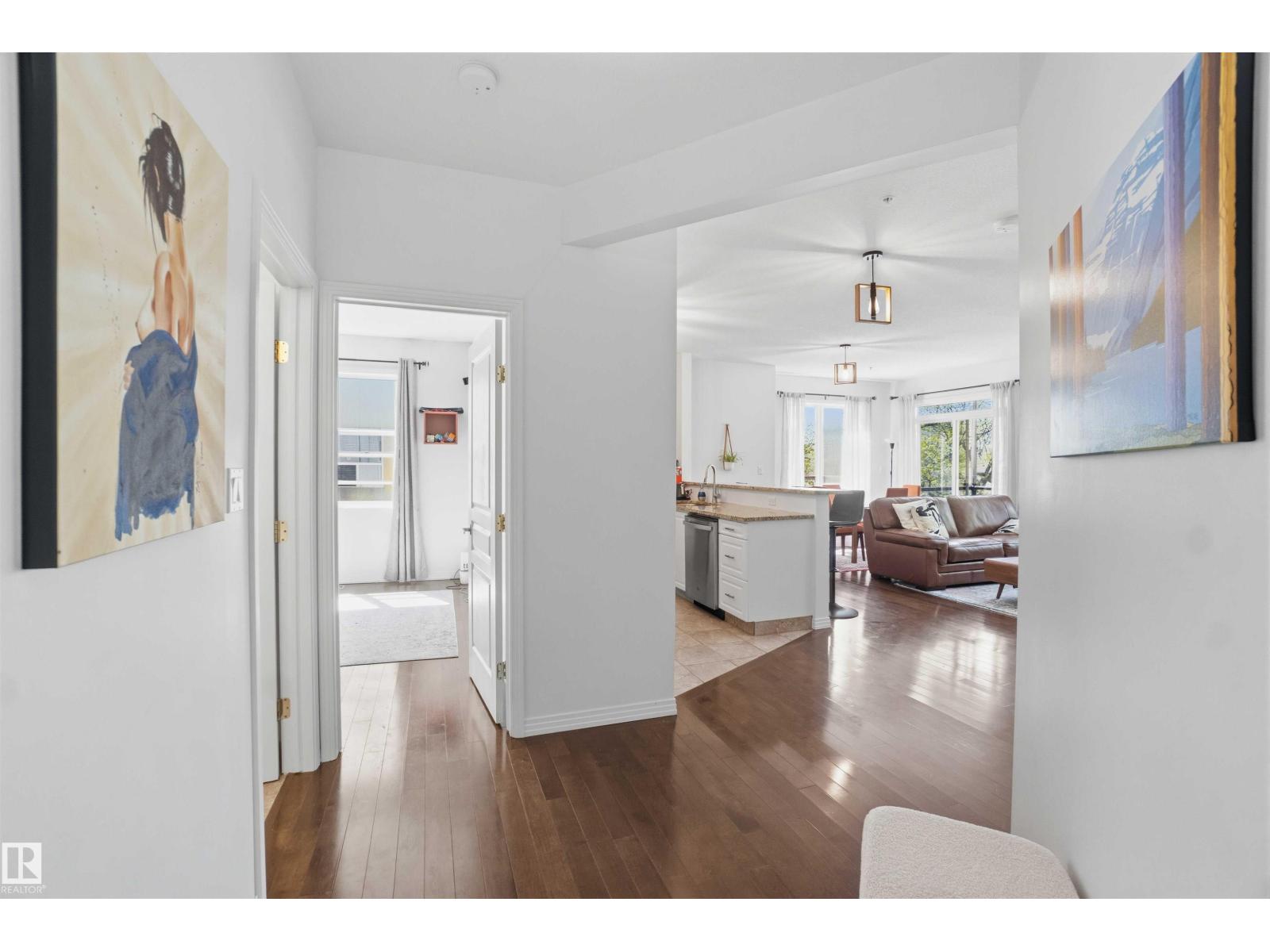 #333 10023 110 ST NW - 13