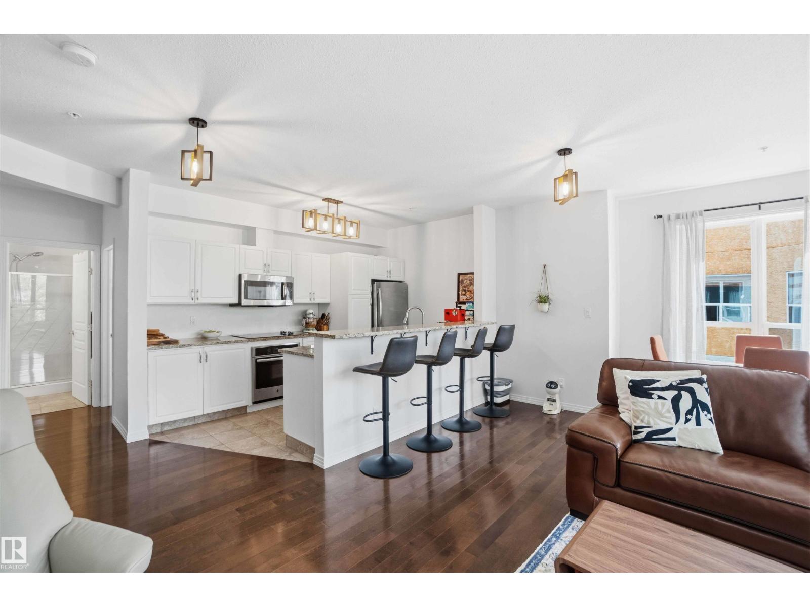 #333 10023 110 ST NW - 16