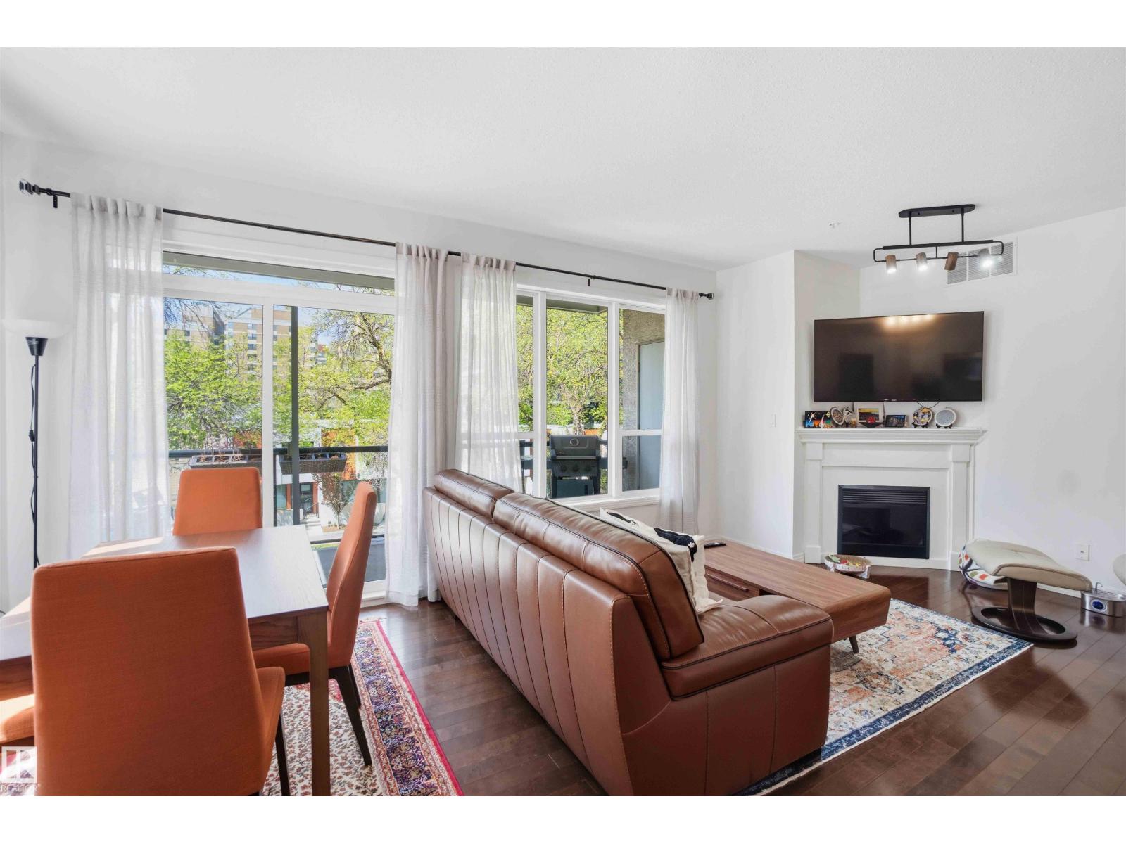 #333 10023 110 ST NW - 20