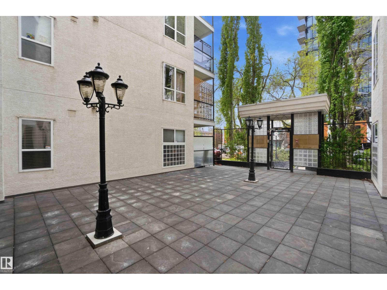 #333 10023 110 ST NW - 3
