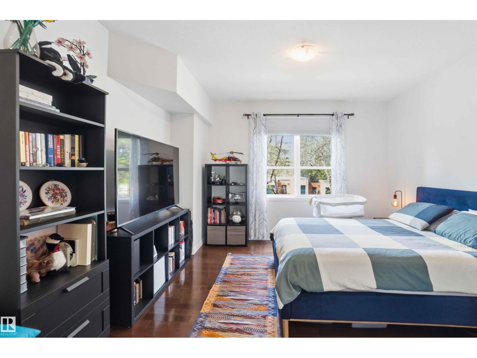 #333 10023 110 ST NW - 33