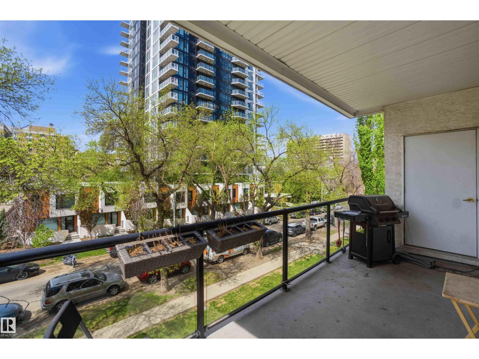 #333 10023 110 ST NW - 6