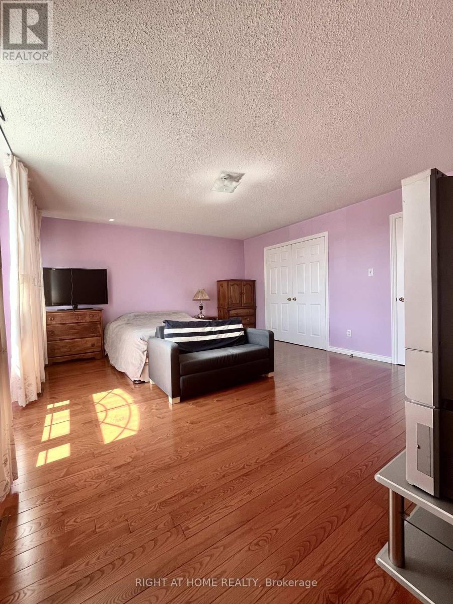 865 WINTERTON WAY - 23