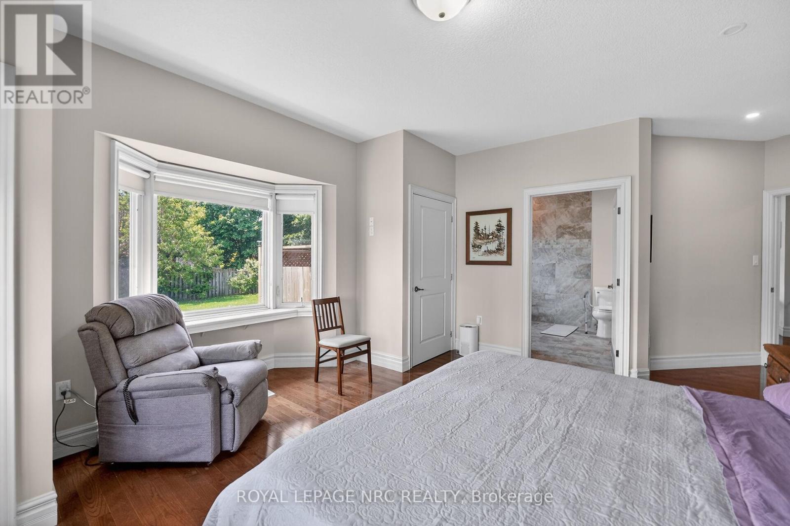 353 STATION STREET - 23