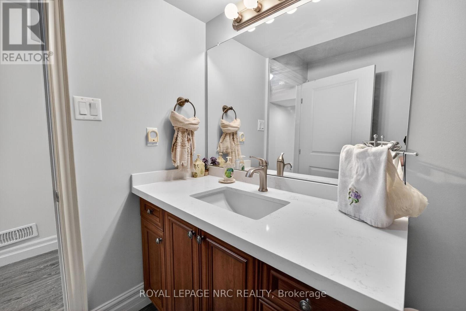 353 STATION STREET - 31