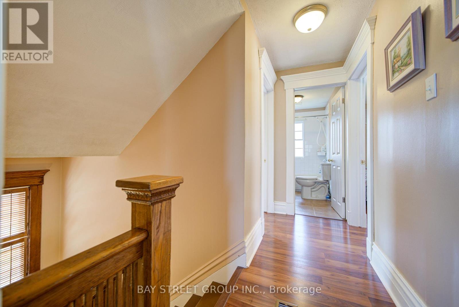 4680 EASTWOOD CRESCENT - 19