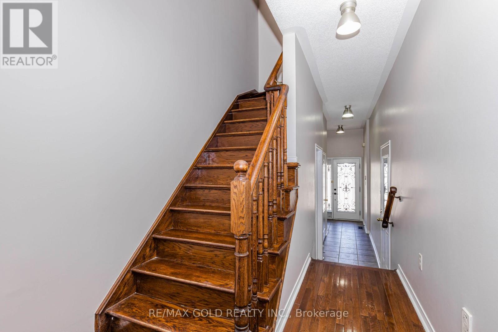 10 PALLESCHI DRIVE - 8