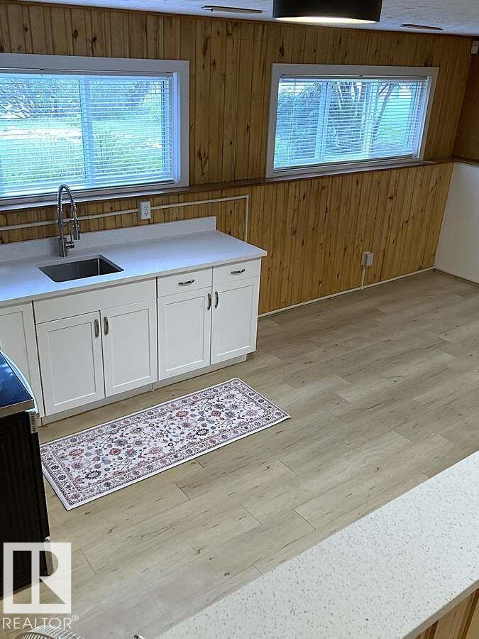 15212 86 AV NW - 32