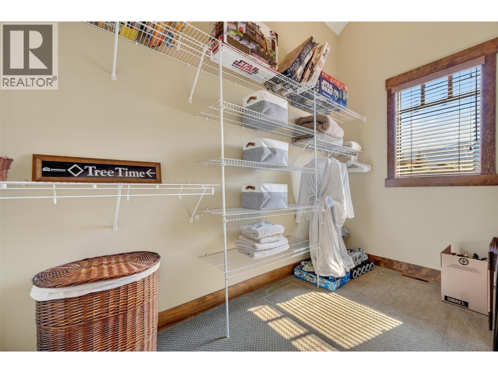 #24 2598 Mountainview Crescent - 42