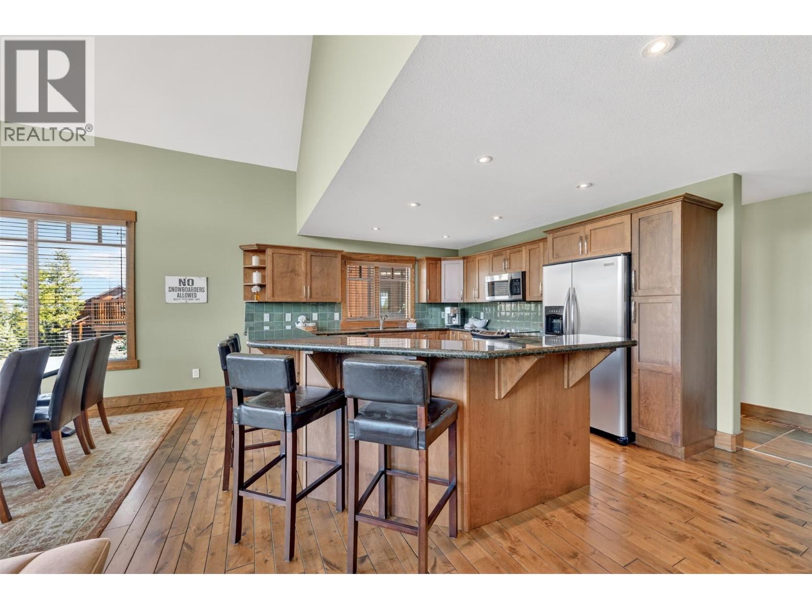 #24 2598 Mountainview Crescent - 14