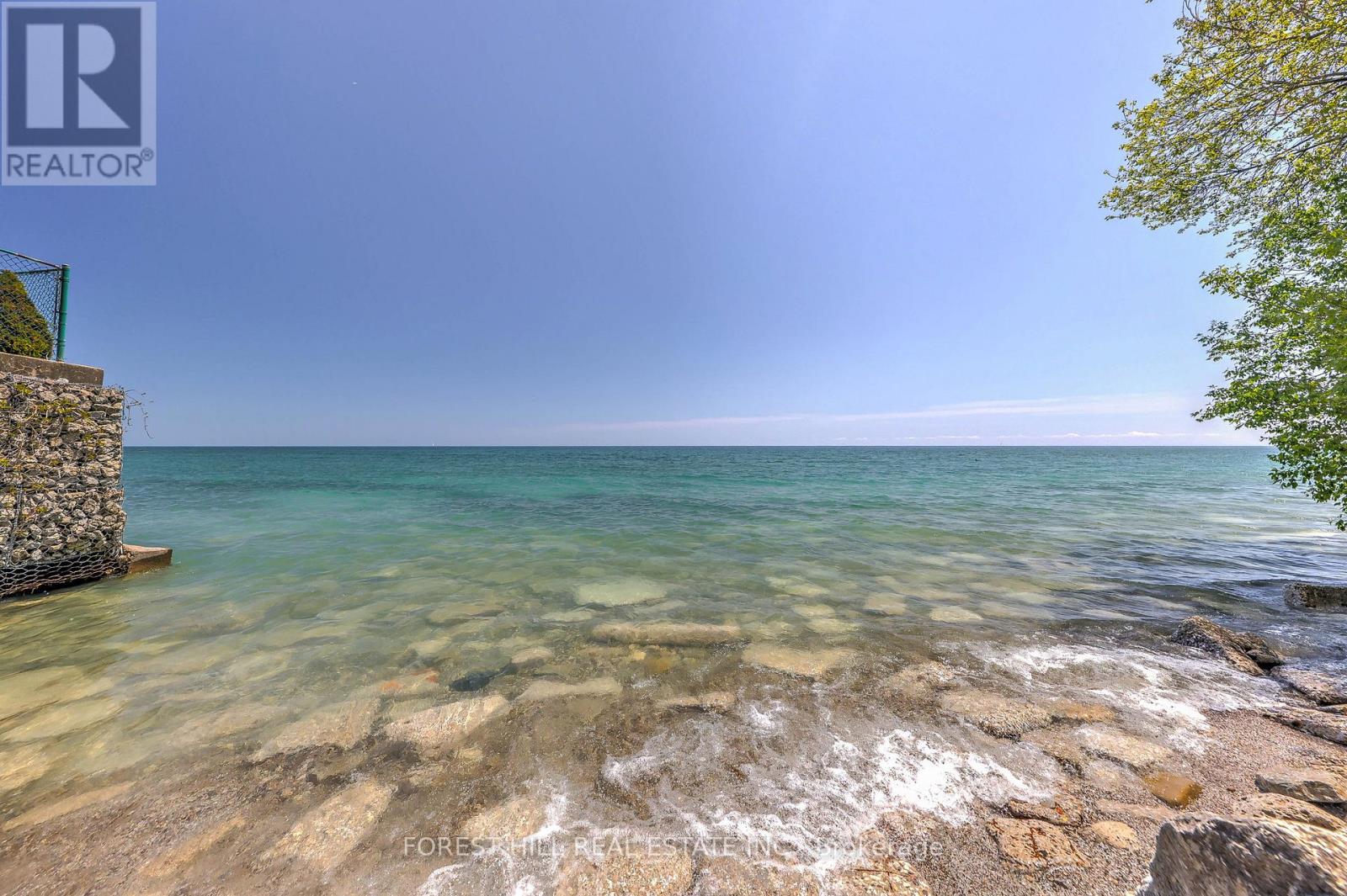 2703 LAKE SHORE BOULEVARD W - 40