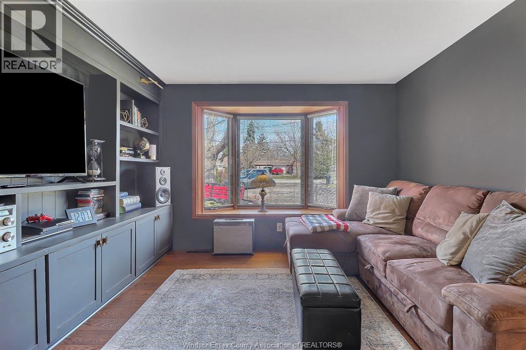 153 ADELAIDE STREET - 6
