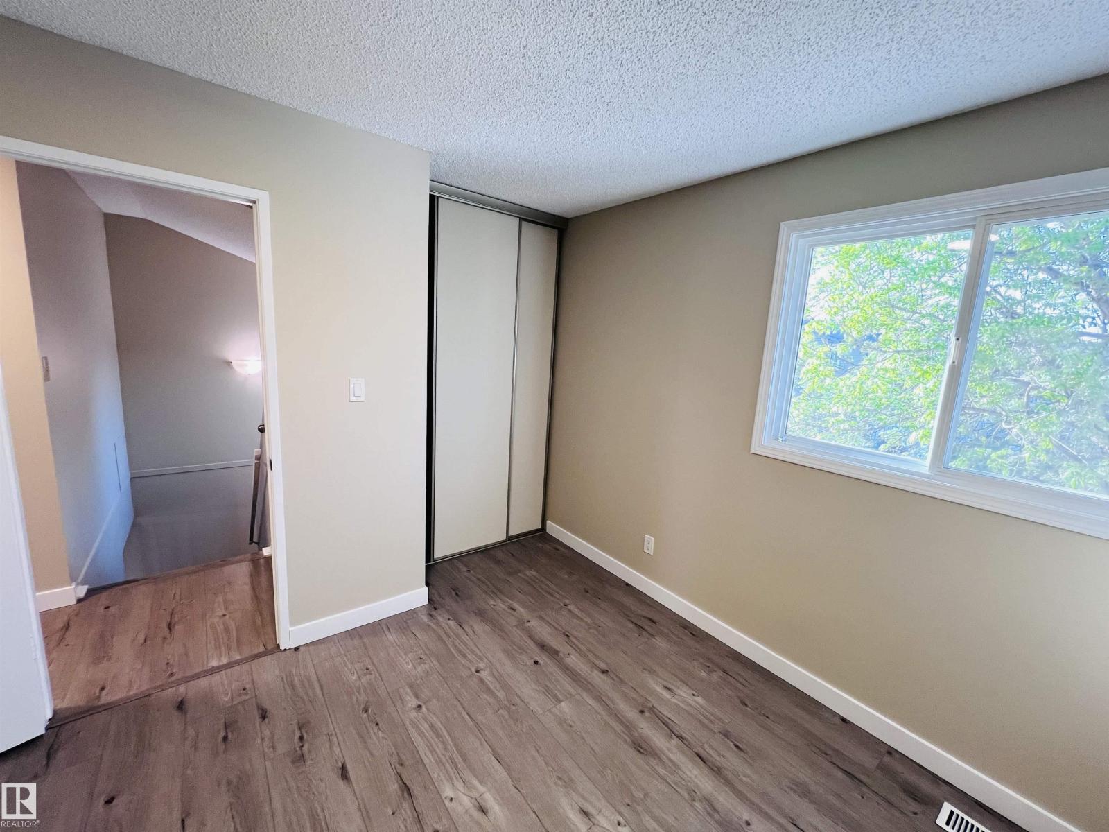 2544 79 ST NW - 18
