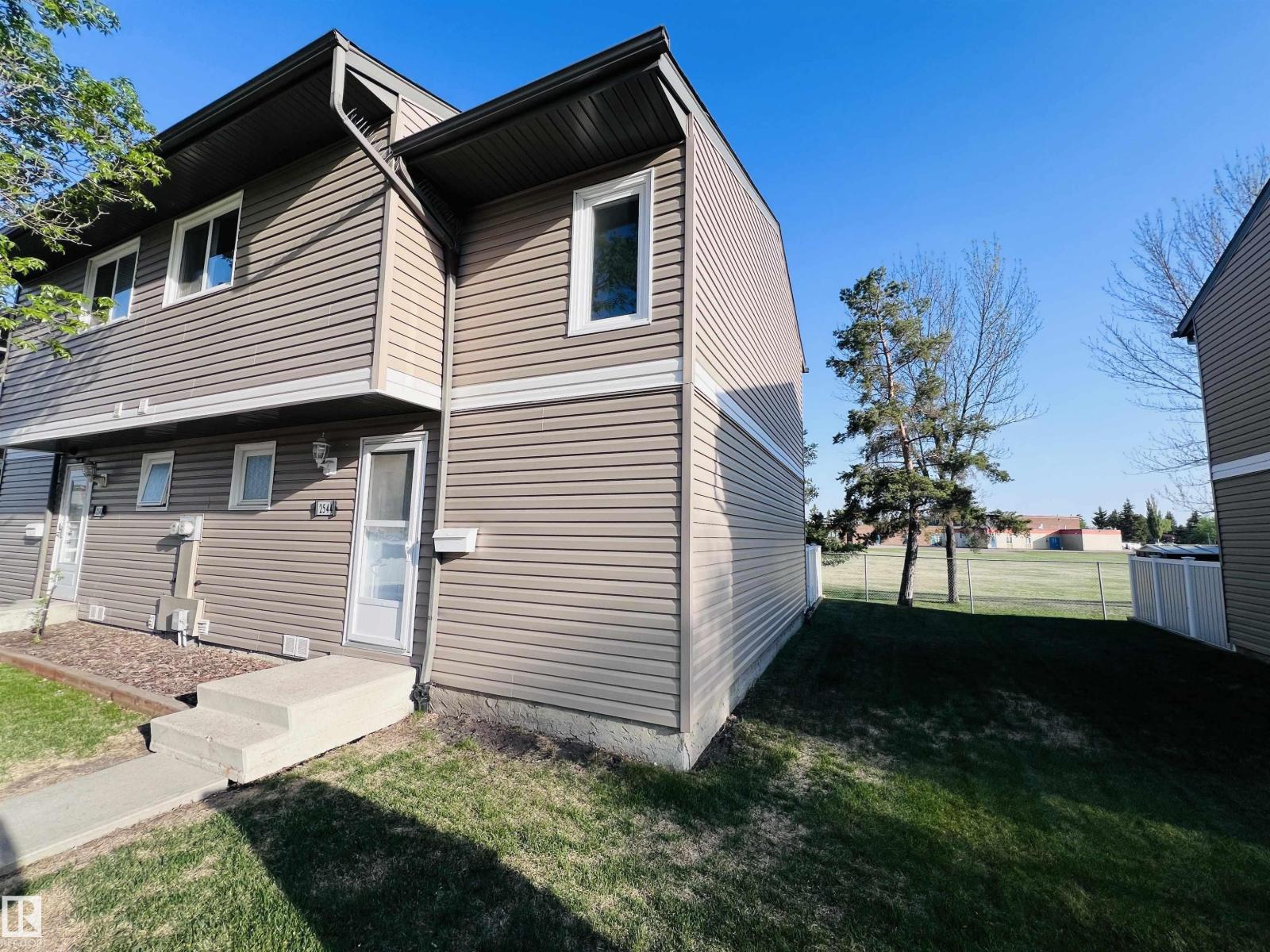 2544 79 ST NW - 26