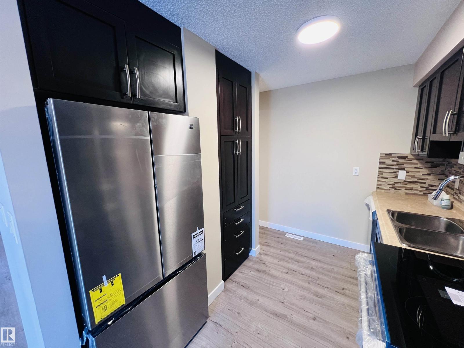 2544 79 ST NW - 5