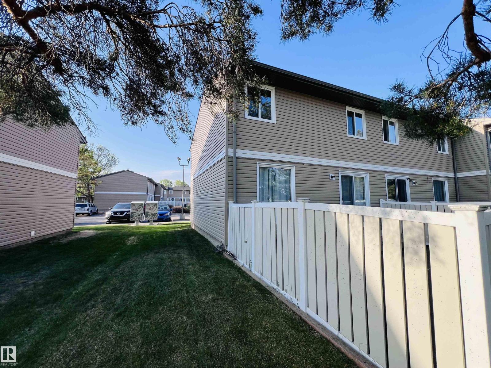 2544 79 ST NW - 30