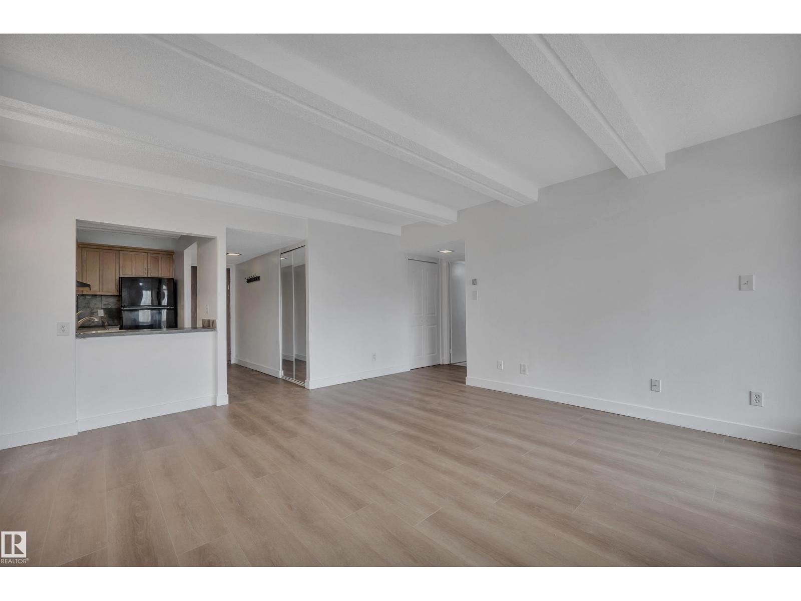 #1907 9918 101 ST NW - 11