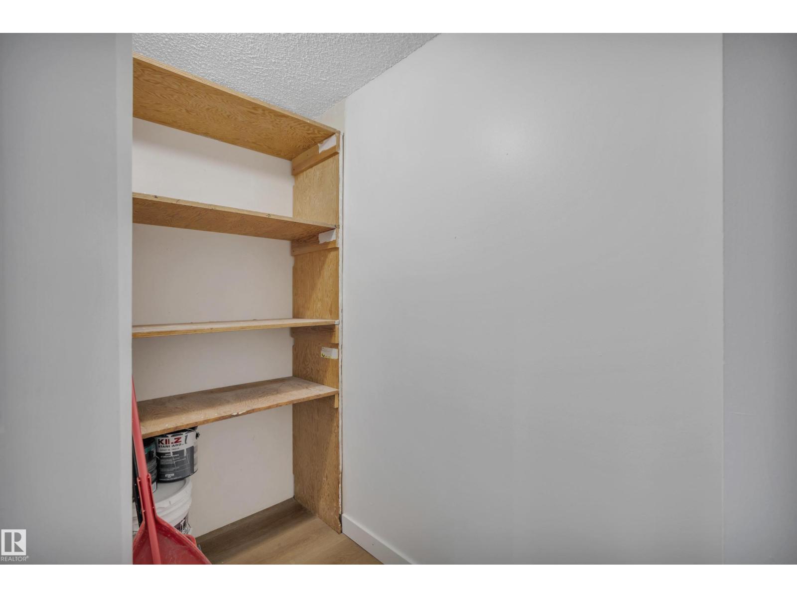 #1907 9918 101 ST NW - 26