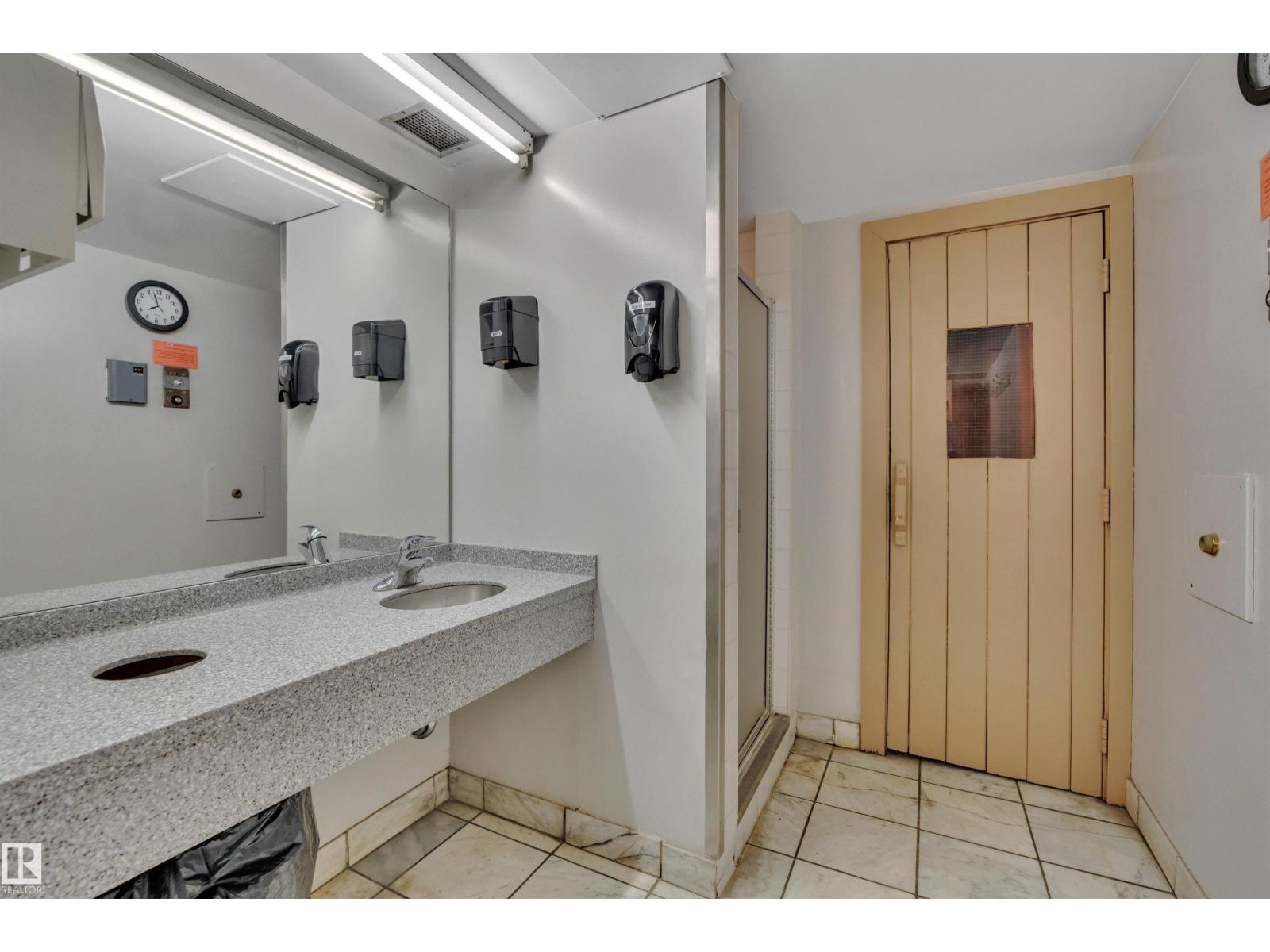 #1907 9918 101 ST NW - 43