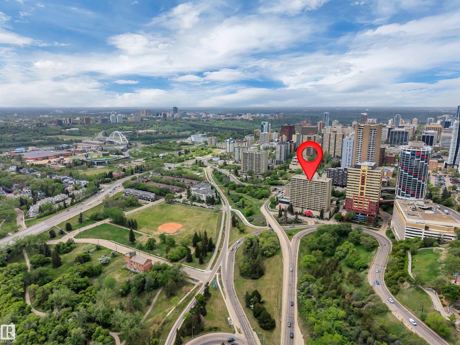 #1907 9918 101 ST NW - 53