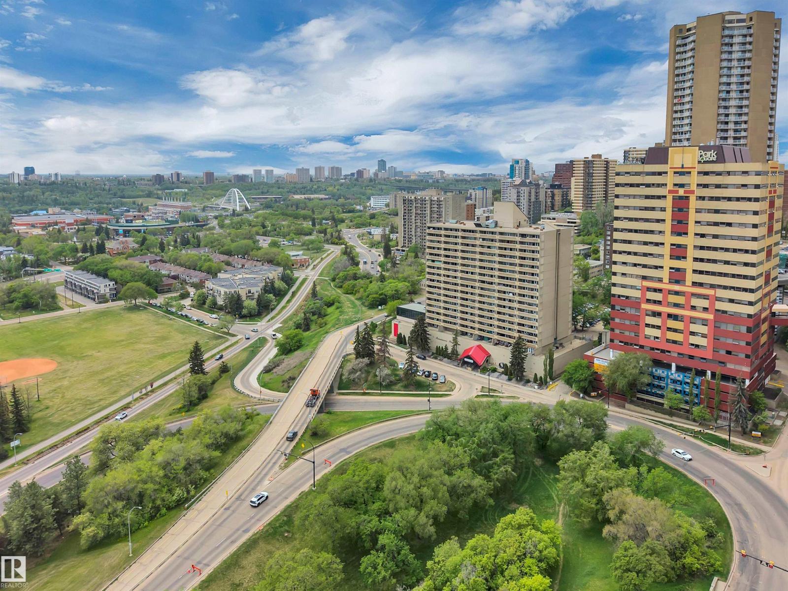 #1907 9918 101 ST NW - 56