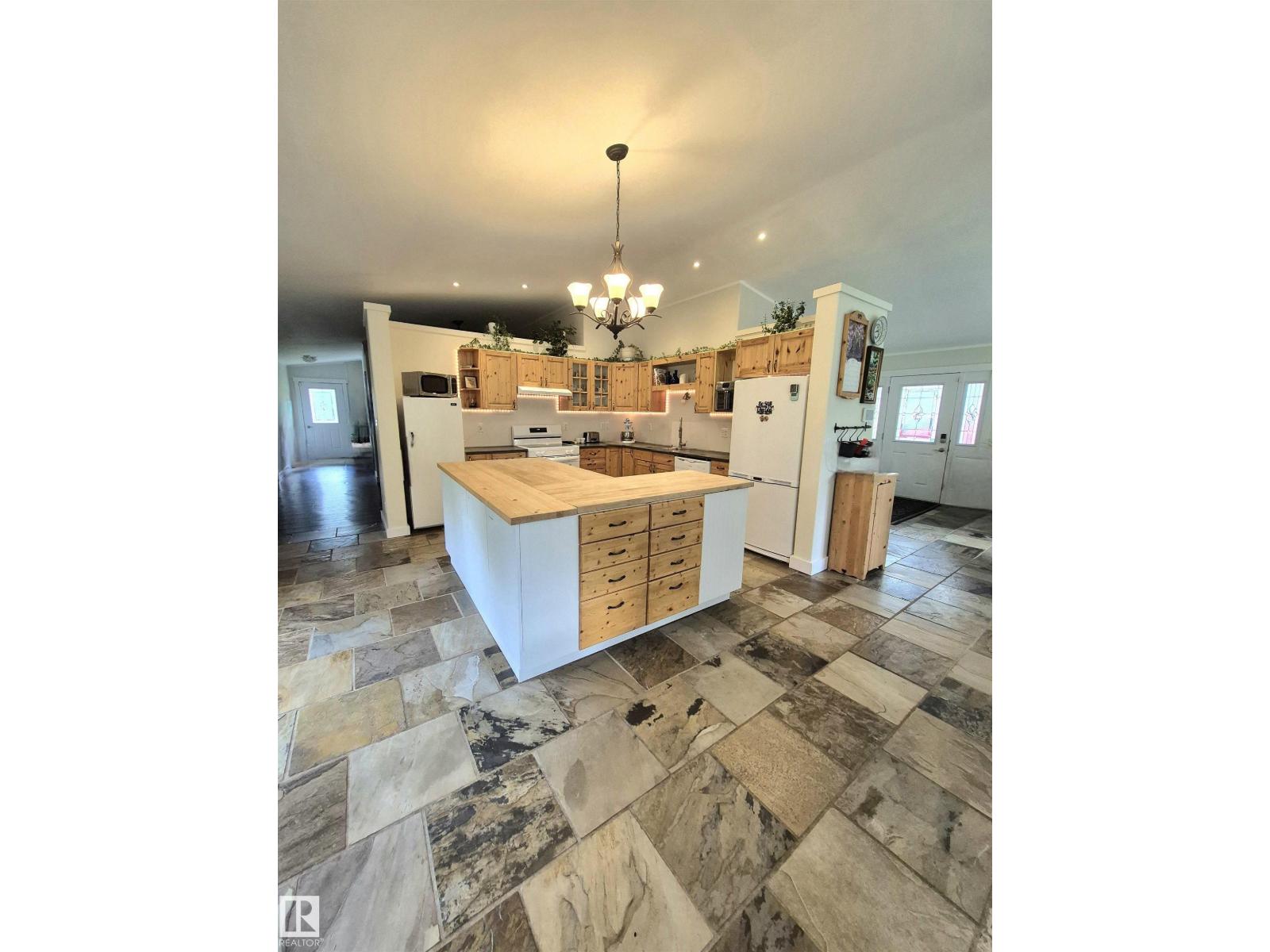53018 RGE RD 95 — photo 8