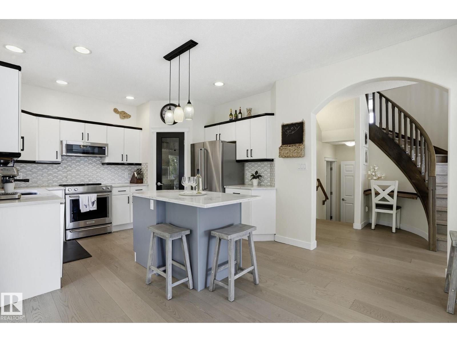 204 SHEPPARD CO SW - 18