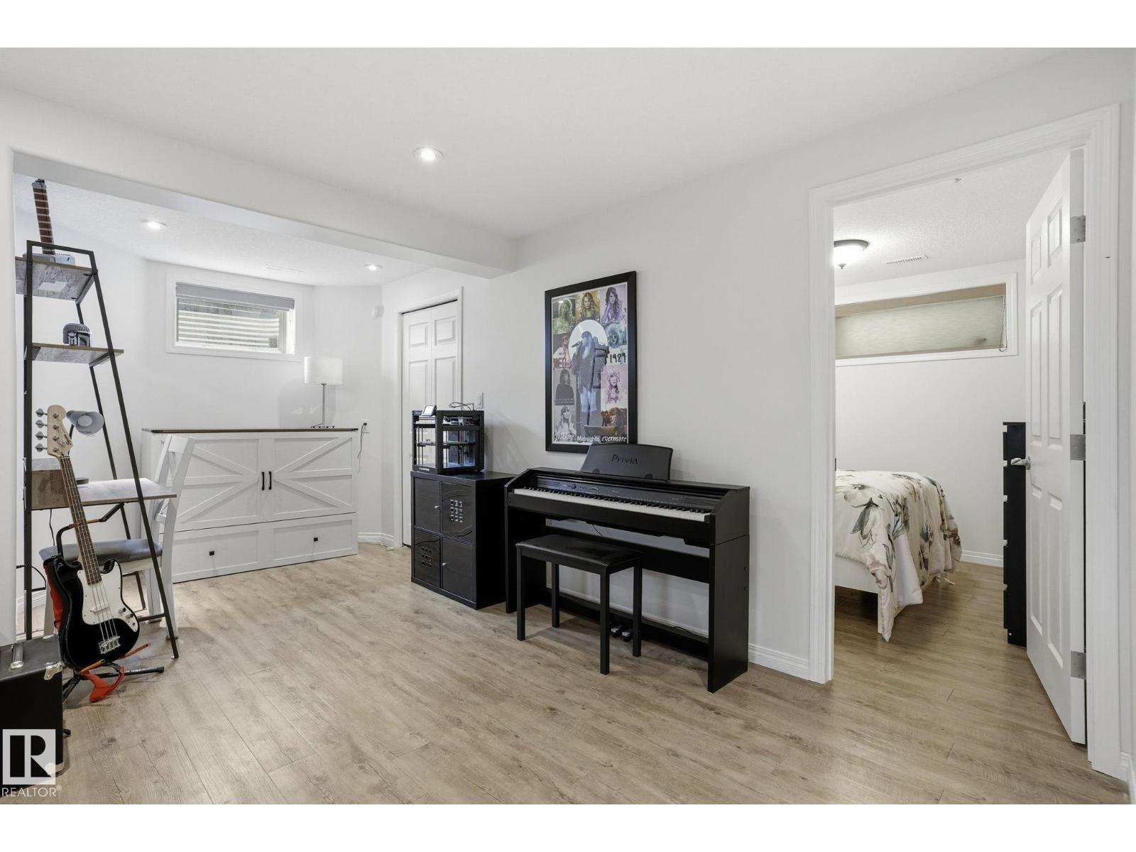 204 SHEPPARD CO SW - 42