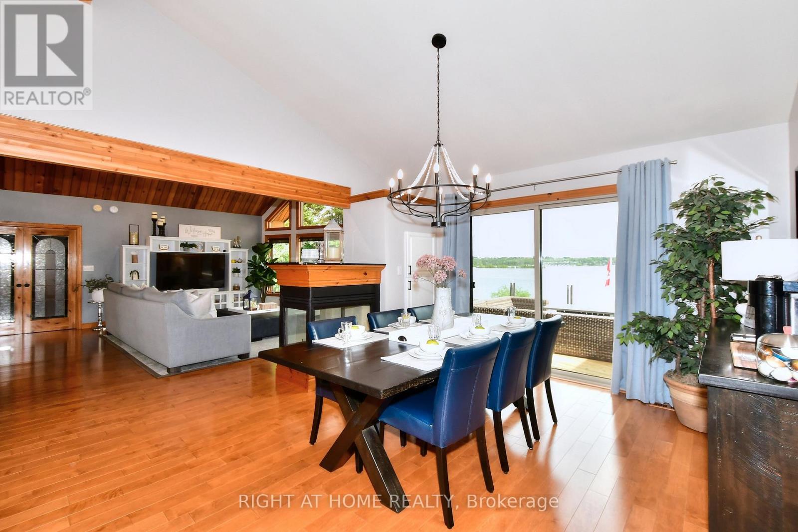 9 LAWSON COURT - 21