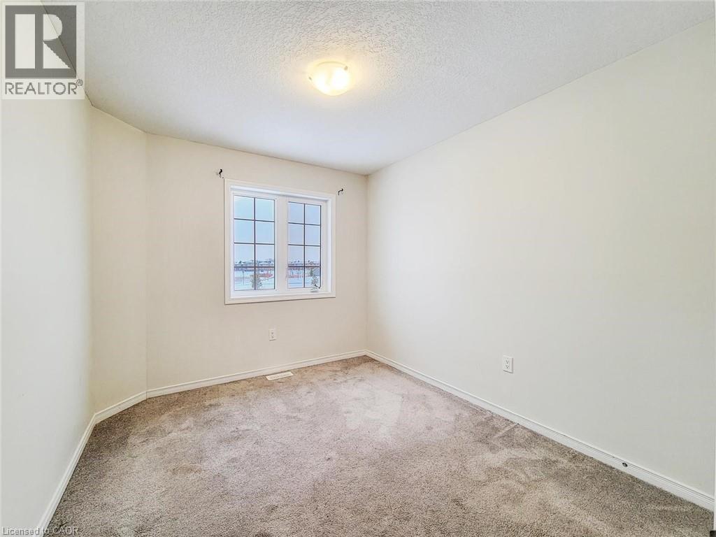 3 COOKE Avenue - 22