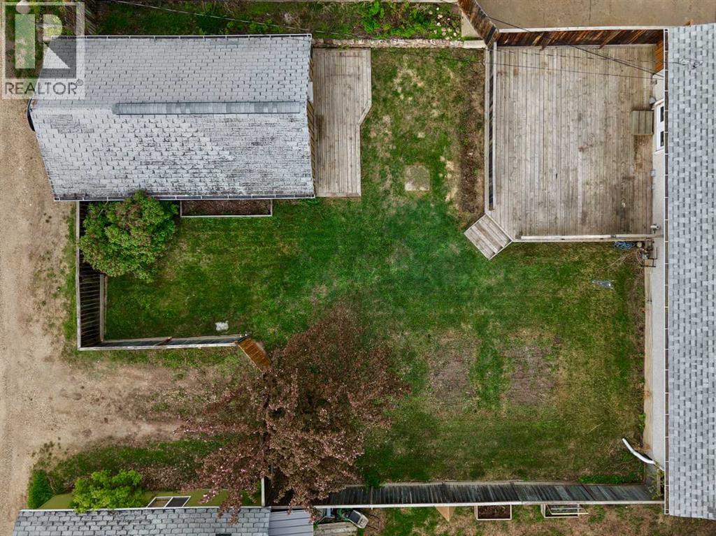 10120 105 Avenue — photo 34