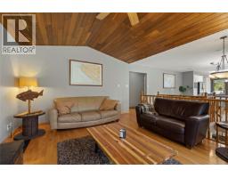 Primary Bedroom - 2828 Sea Blush Dr, Nanoose Bay, BC V9V9E4 Photo 9