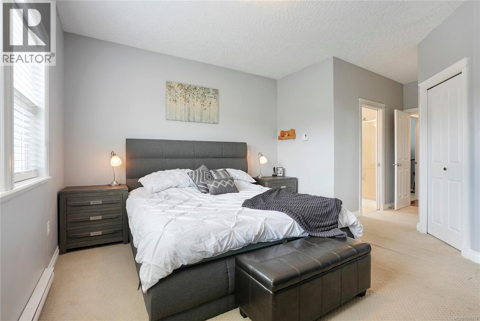  1759 Mamich Circle, Saanich