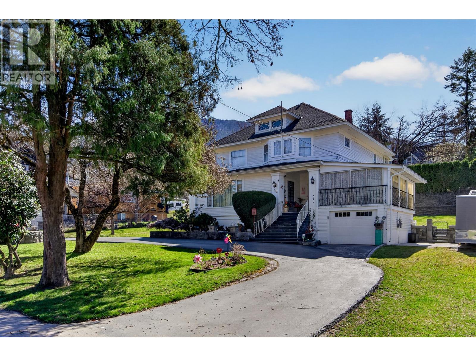 312 Latimer Street - main photo