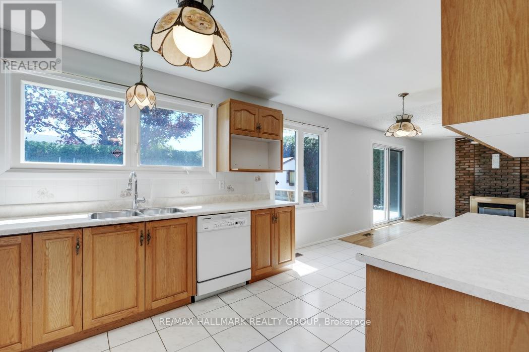 2187 HAMELIN CRESCENT - 17