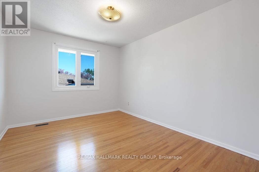2187 HAMELIN CRESCENT - 29