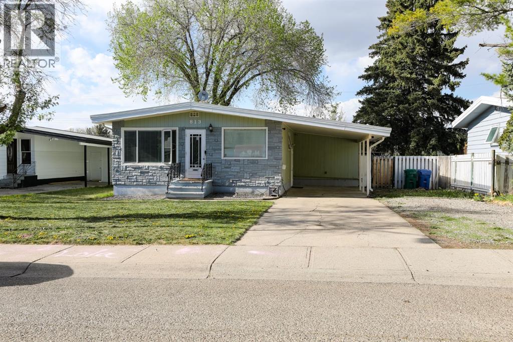 813 11 Avenue S - 2